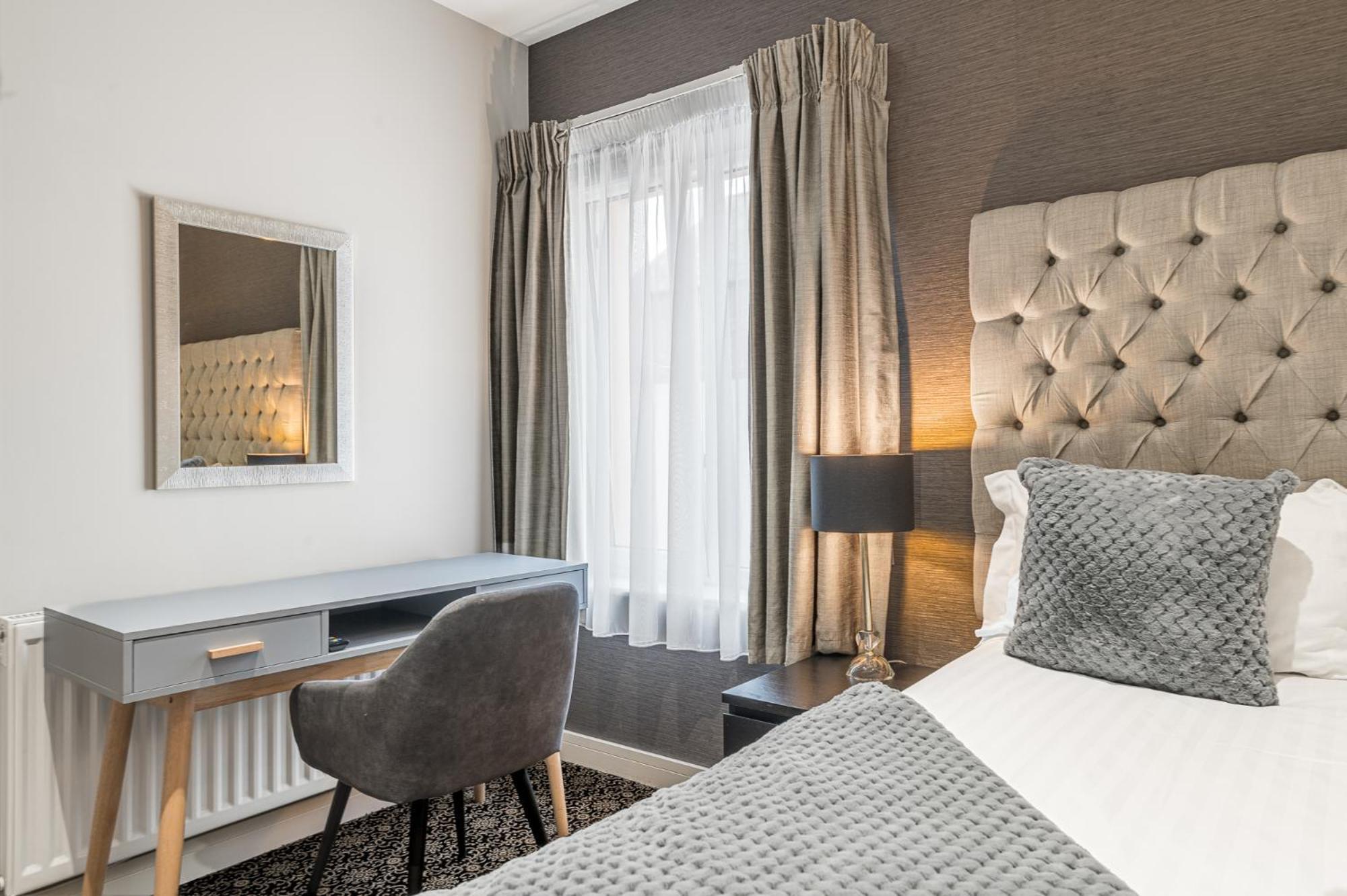 Abbey Apartments Modern Aparthotel For Tourists & Professionals Barrow-in-Furness Εξωτερικό φωτογραφία